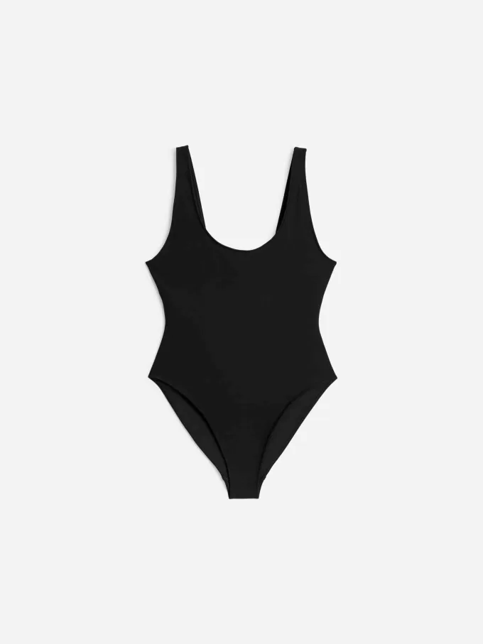 Badeanzug mit U-Ausschnitt Badeanzug mit U-Ausschnitt