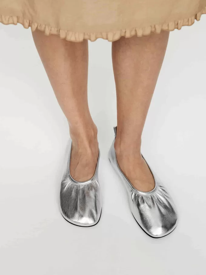 Ballerinas aus Leder Ballerinas aus Leder