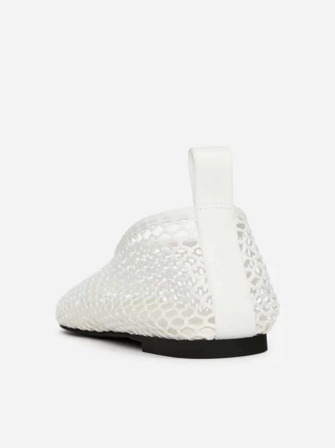 Ballerinas aus Netzstoff