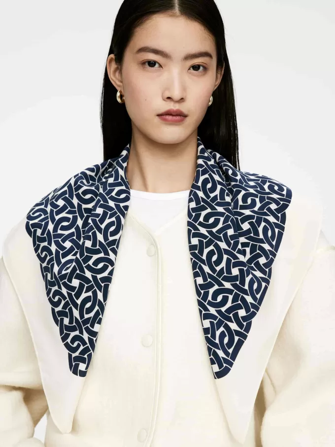 Bedruckter Seidenschal