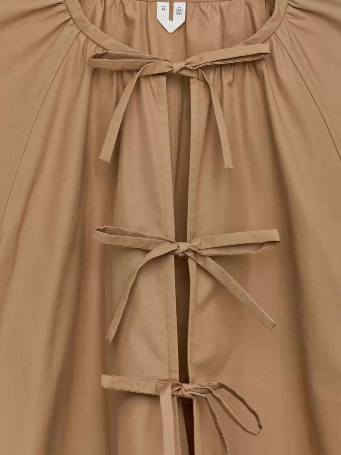 Bluse zum Binden vorne Bluse zum Binden vorne