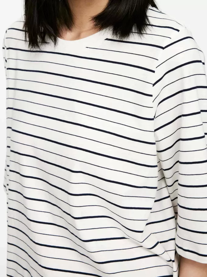 Drapiertes Baumwoll-T-Shirt Drapiertes Baumwoll-T-Shirt