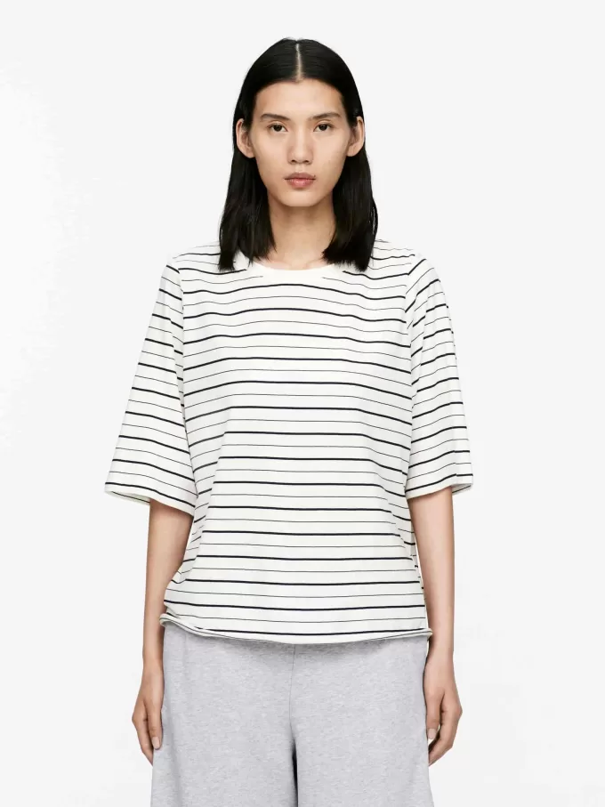 Drapiertes Baumwoll-T-Shirt Drapiertes Baumwoll-T-Shirt