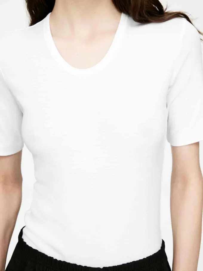 Gerippter Body Gerippter Body