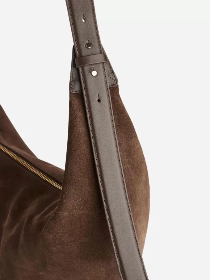 Geschwungene Wildledertasche Geschwungene Wildledertasche