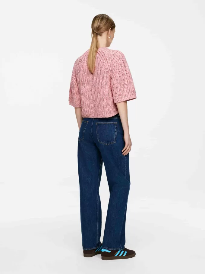 Gestrickter Baumwollpullover Gestrickter Baumwollpullover