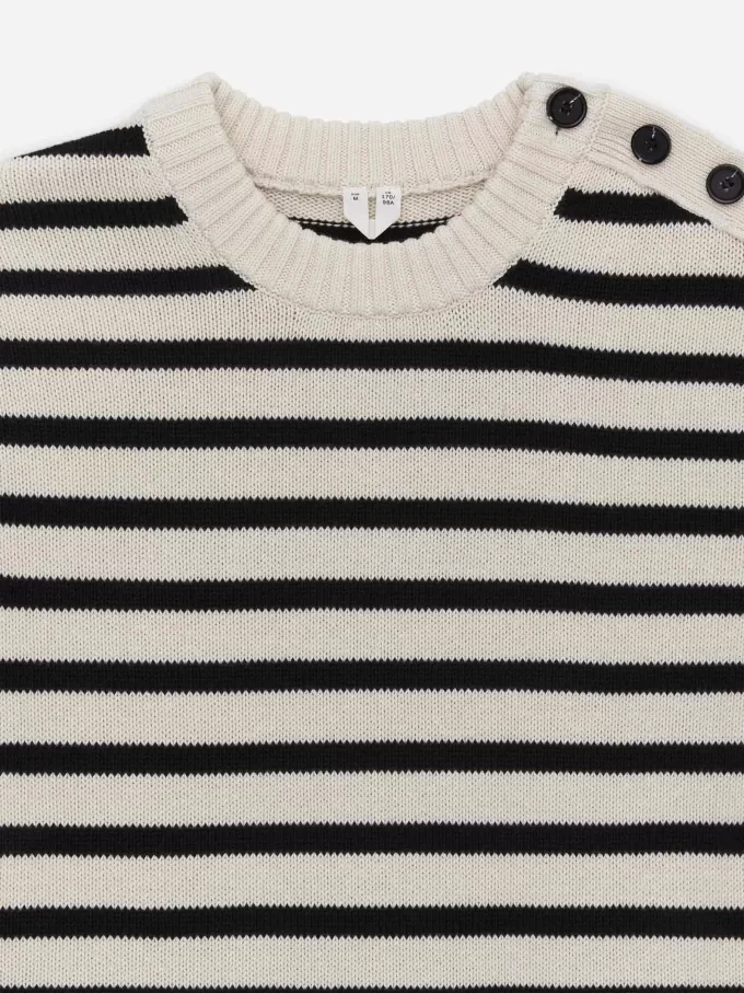 Gestricktes Baumwollkleid Gestricktes Baumwollkleid