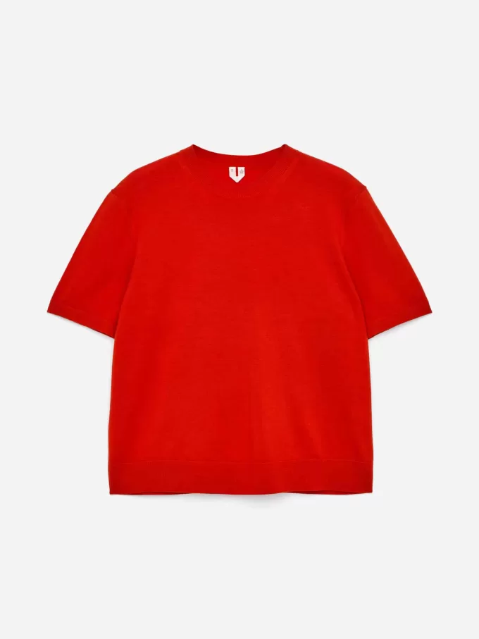 Gestricktes T-Shirt aus Merinowolle Gestricktes T-Shirt aus Merinowolle