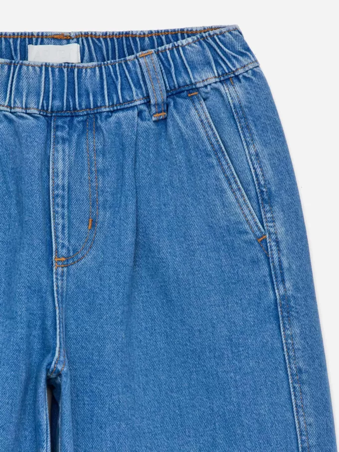 Hose aus gewaschenem Denim Hose aus gewaschenem Denim