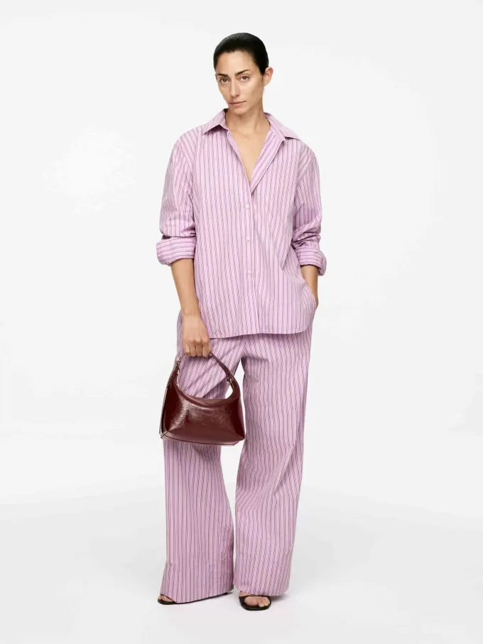 Kastenförmige Ledertasche Kastenförmige Ledertasche