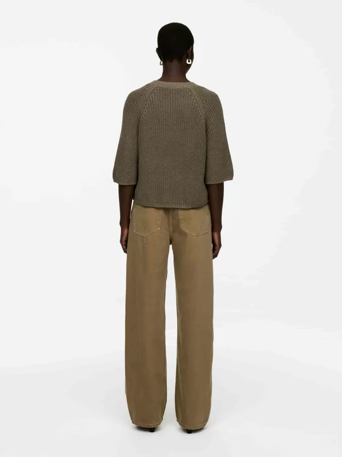 Kurzarm-Top aus Rippstrick Kurzarm-Top aus Rippstrick