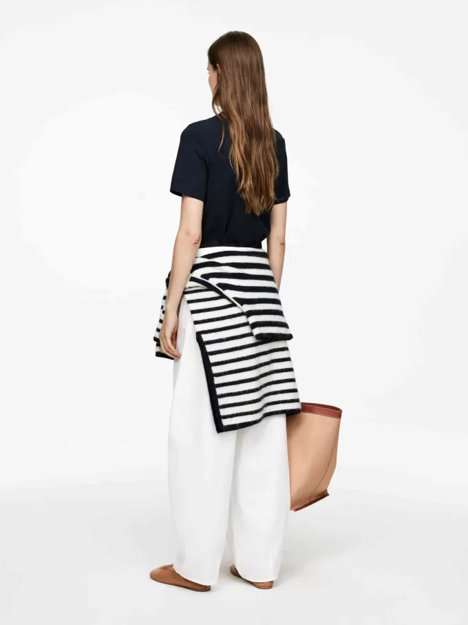 LILY Leichtes T-Shirt LILY Leichtes T-Shirt