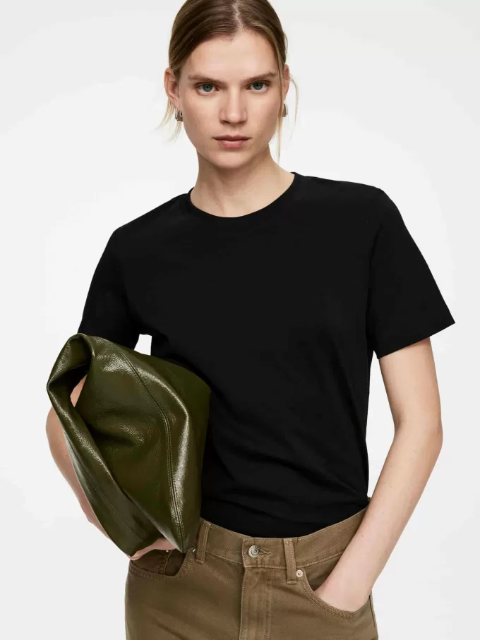 LILY Leichtes T-Shirt LILY Leichtes T-Shirt