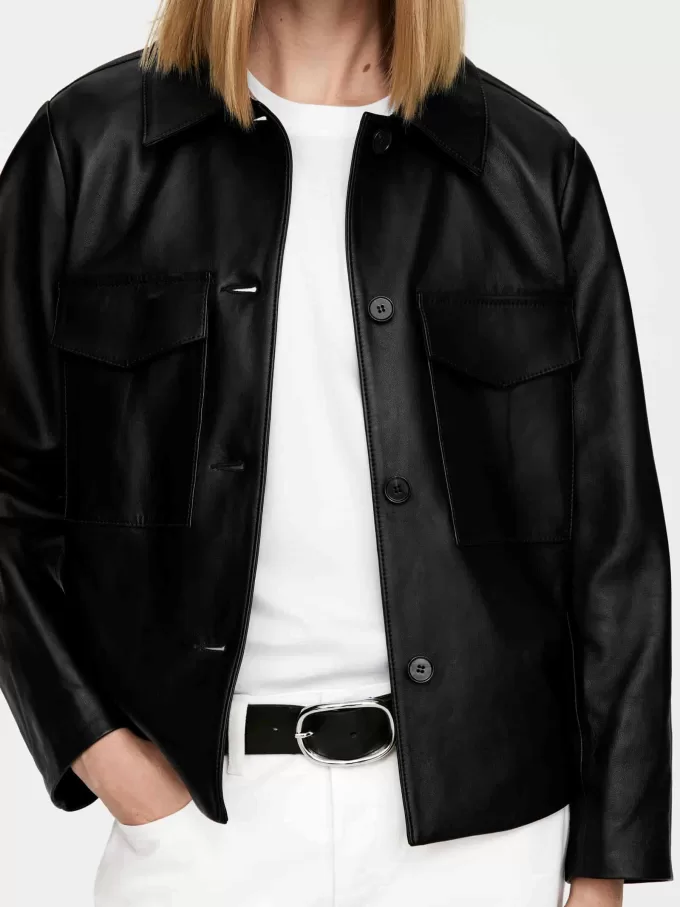 LILY Leichtes T-Shirt LILY Leichtes T-Shirt