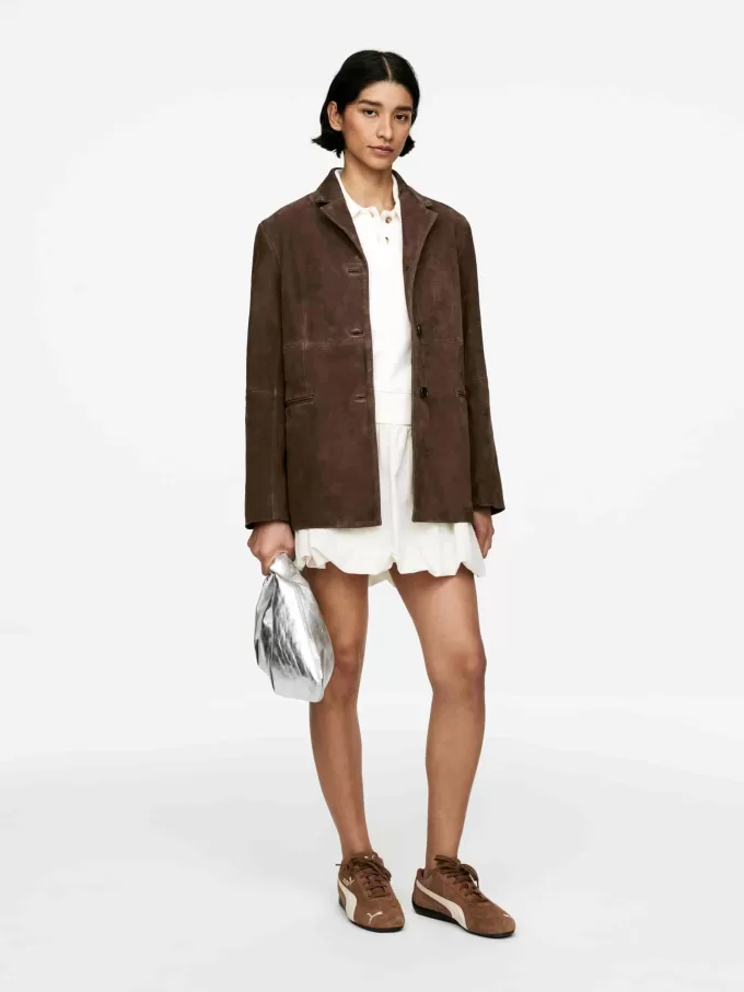 Lässiger Wildlederblazer Lässiger Wildlederblazer