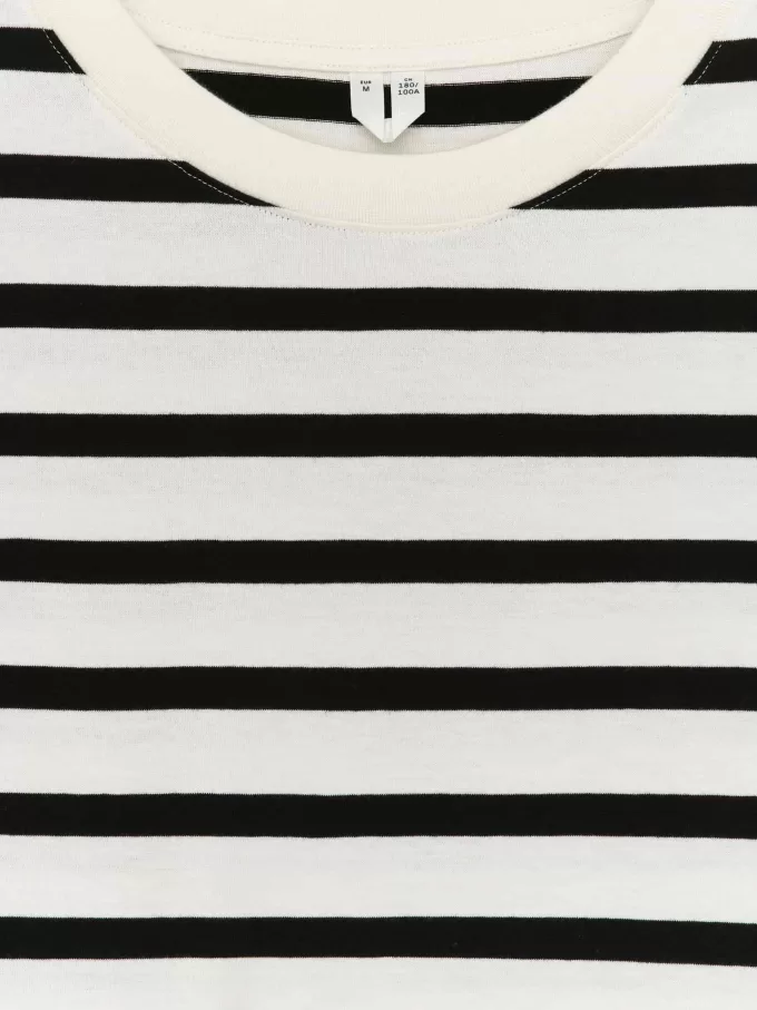 Langärmliges T-Shirt