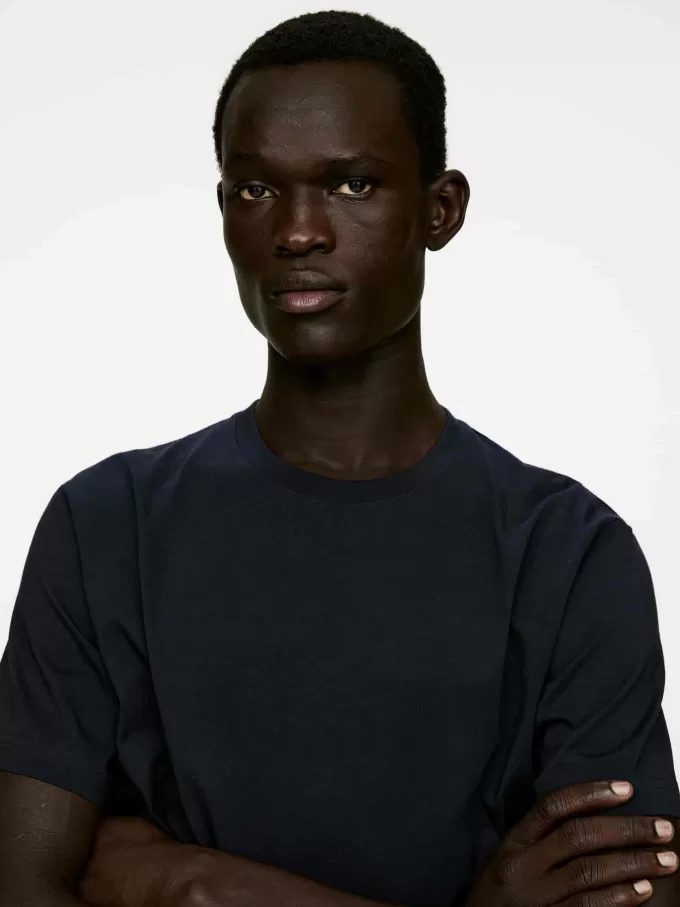 Leichtes T-Shirt Leichtes T-Shirt