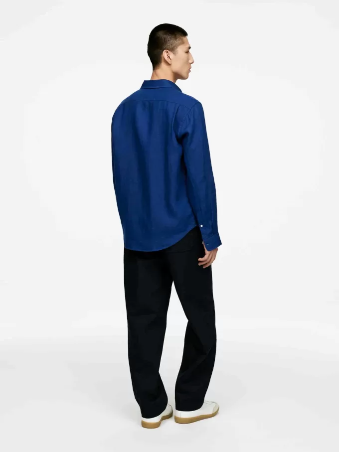 Leinenhemd mit normaler Passform Leinenhemd mit normaler Passform