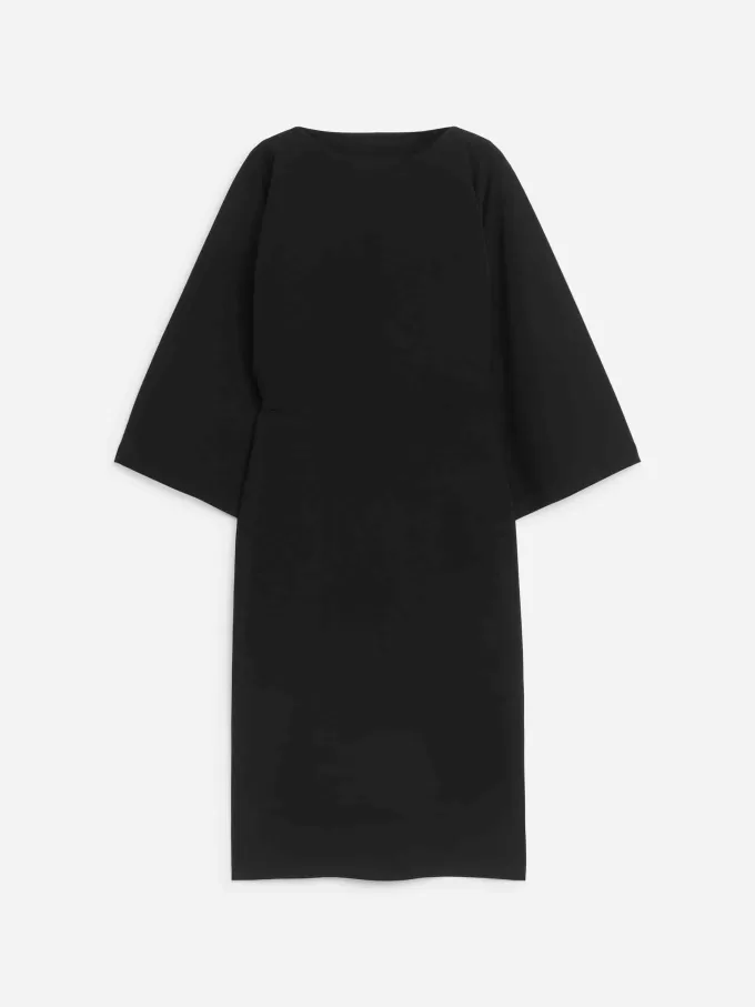 Midikleid mit U-Boot-Ausschnitt Midikleid mit U-Boot-Ausschnitt