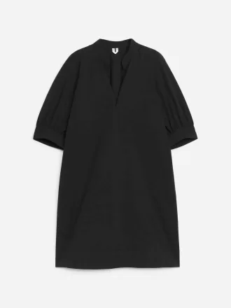 Minikleid mit Puffärmeln