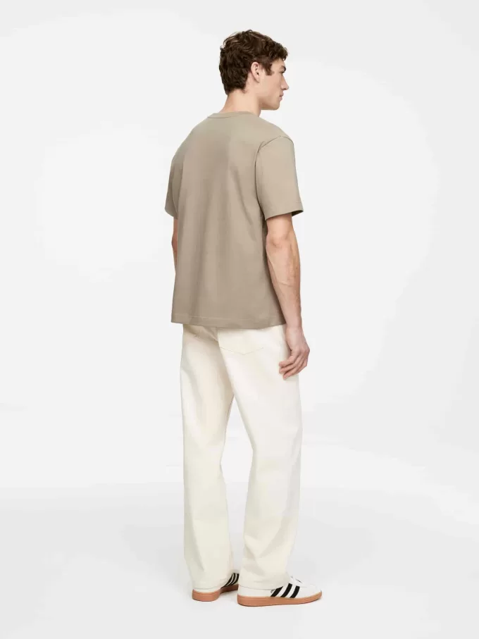 Mittelschweres T-Shirt Mittelschweres T-Shirt