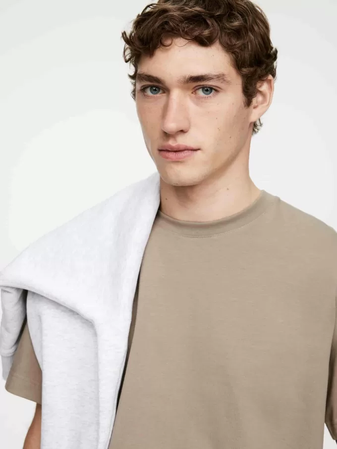 Mittelschweres T-Shirt Mittelschweres T-Shirt