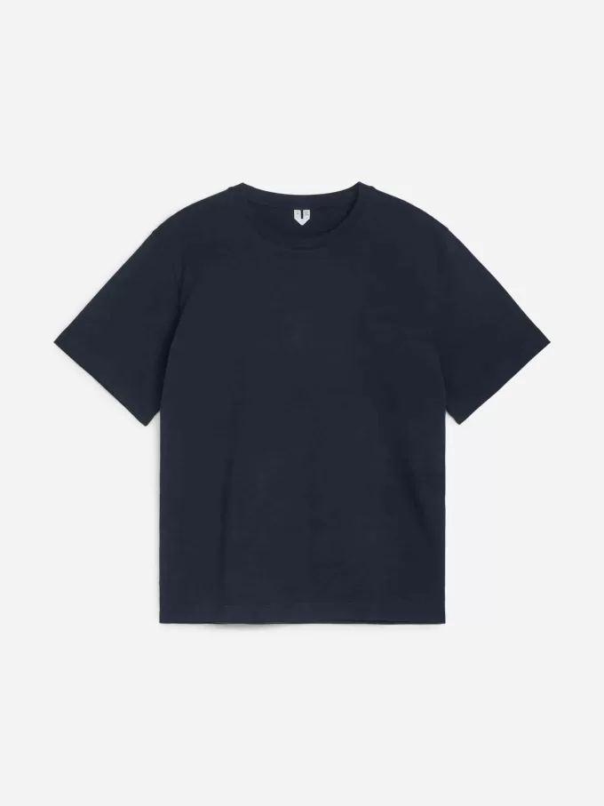 Mittelschweres T-Shirt Mittelschweres T-Shirt