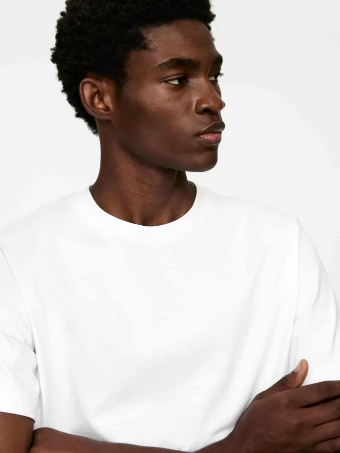 Mittelschweres T-Shirt Mittelschweres T-Shirt