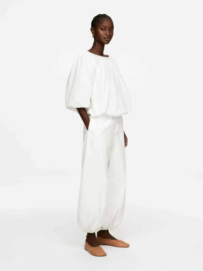 Oberteil mit Ballonsaum Oberteil mit Ballonsaum