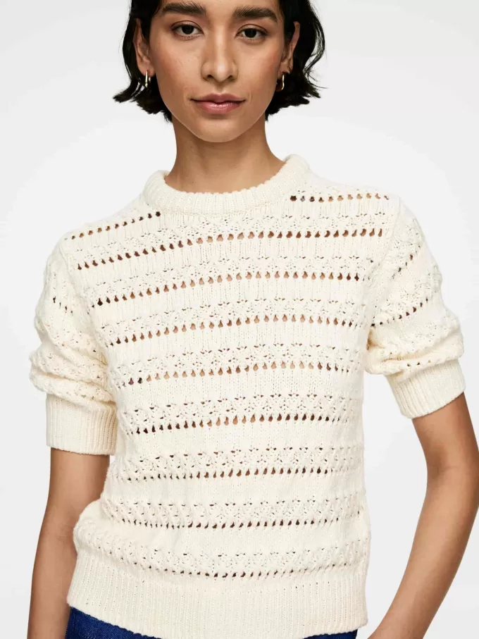 Offen gestricktes Oberteil