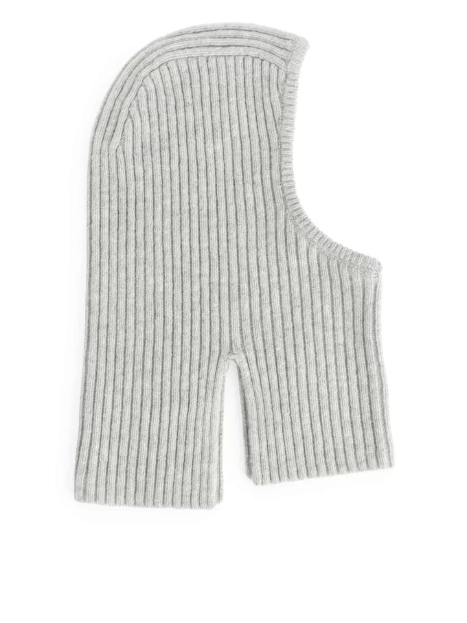 Taillierte Kapuze aus Wolle Taillierte Kapuze aus Wolle