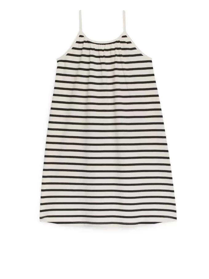 Trägerkleid aus Baumwolle Trägerkleid aus Baumwolle