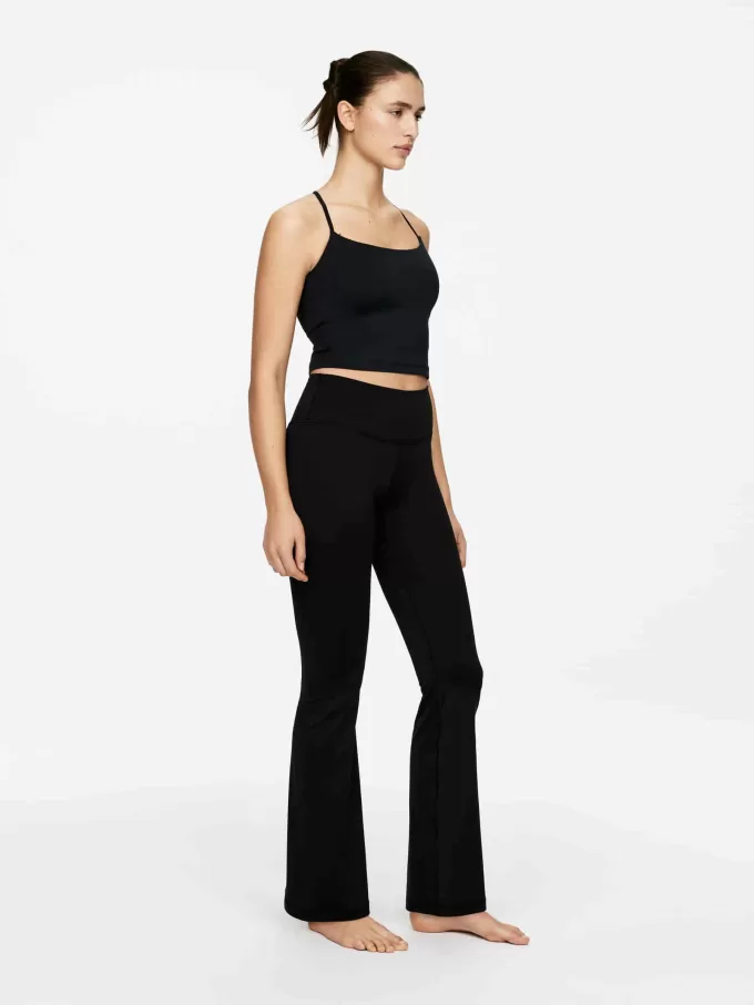 Weiche Stretch-Strumpfhose mit Schlag Weiche Stretch-Strumpfhose mit Schlag