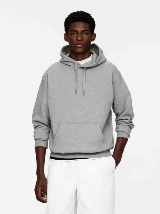 Entspannter Kapuzenpullover