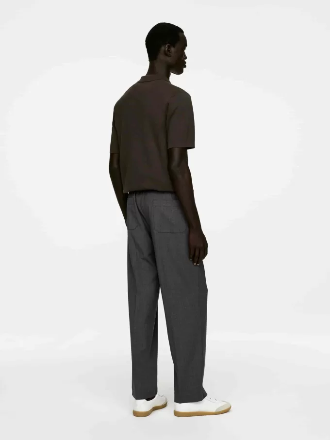 Hose aus Wolle mit Kordelzug