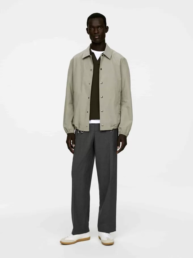 Hose aus Wolle mit Kordelzug