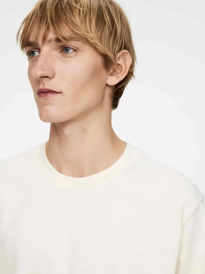 Mittelschweres T-Shirt Mittelschweres T-Shirt