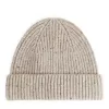 Mütze aus Rippstrick-Wollmischung Mütze aus Rippstrick-Wollmischung